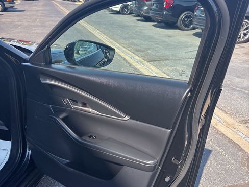 Used 2023 MAZDA CX-30 AWD 2.5 S w/ Select Package image 16