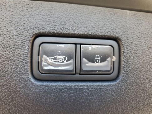 Used 2025 Genesis GV80 2.5T image 16