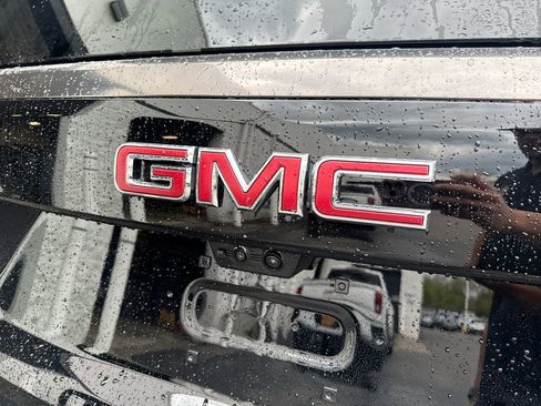New 2026 GMC Yukon XL AT4 Ultimate AWD/4WD image 28