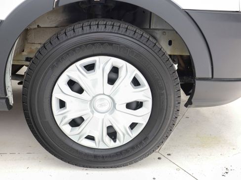 Used 2018 Ford Transit 150 XLT image 29