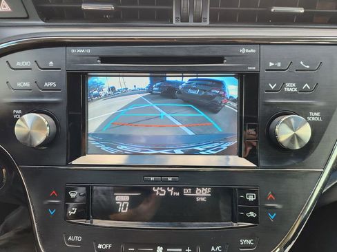 Used 2016 Toyota Avalon Touring image 17