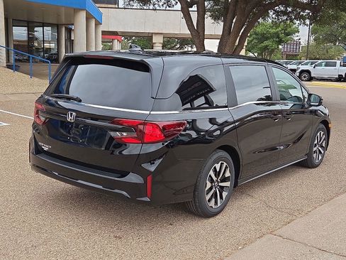 New 2026 Honda Odyssey EX-L image 4