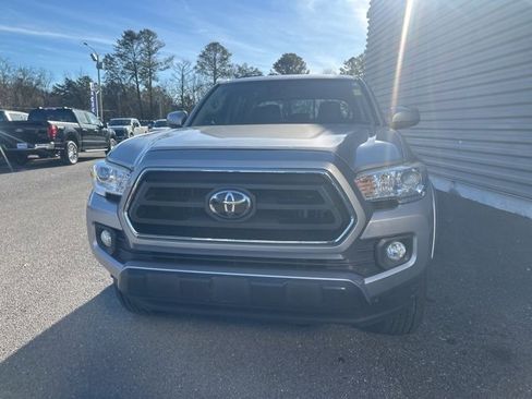 Used 2020 Toyota Tacoma SR5 image 8