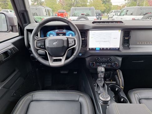 New 2025 Ford Bronco Badlands w/ Sasquatch Package image 6