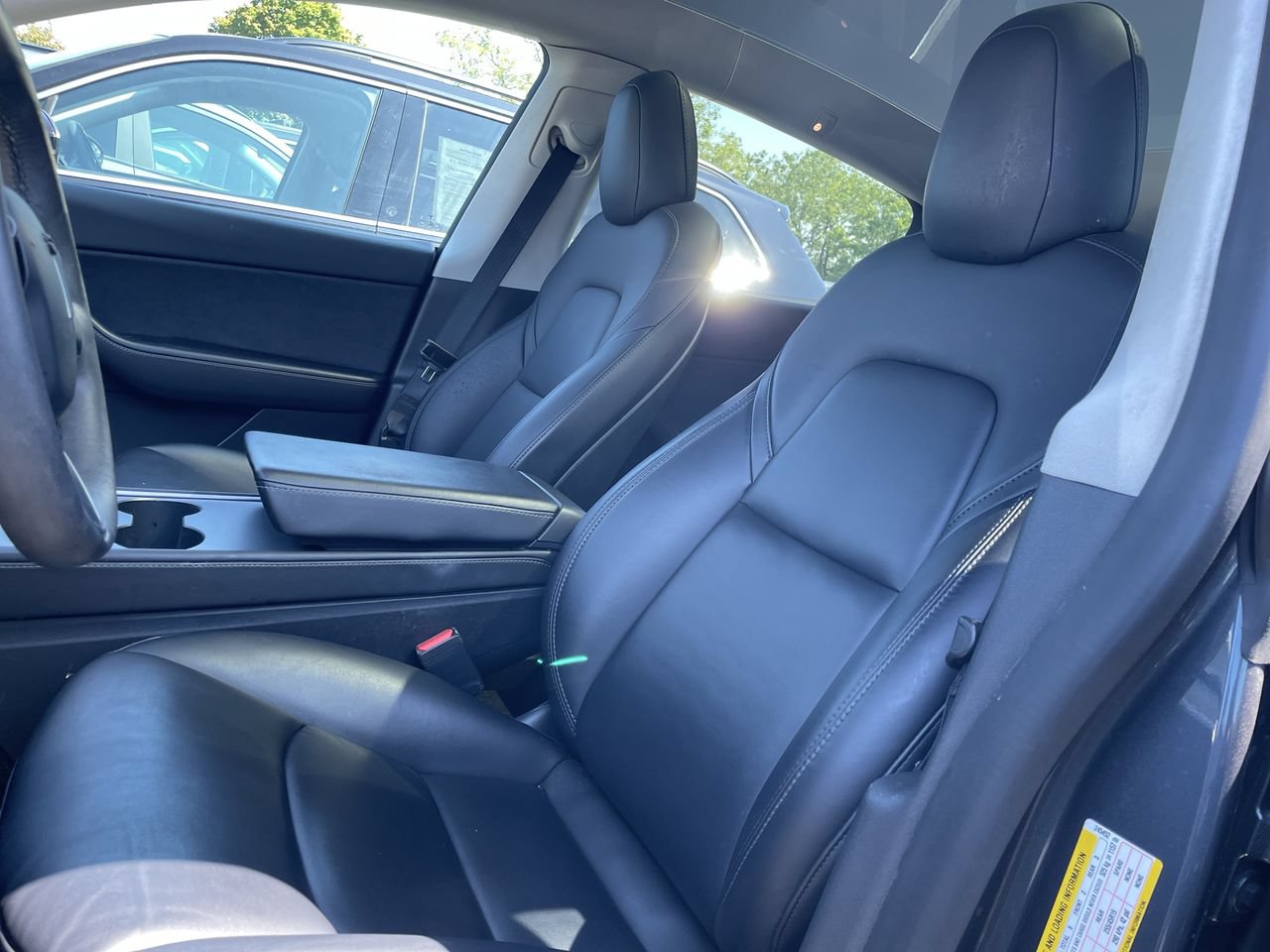 Used 2021 Tesla Model Y Long Range AWD/4WD image 2