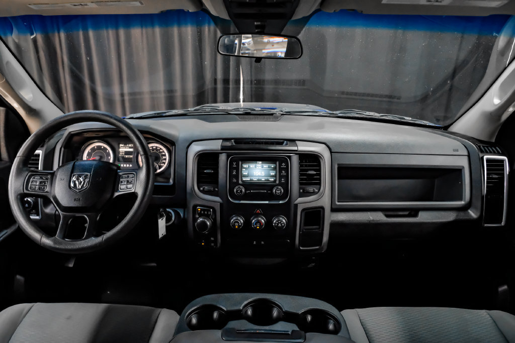 Used 2019 RAM 1500 Express w/ Express Value Package AWD/4WD image 14