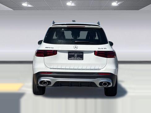 New 2026 Mercedes-Benz GLB 35 AMG 4MATIC image 9