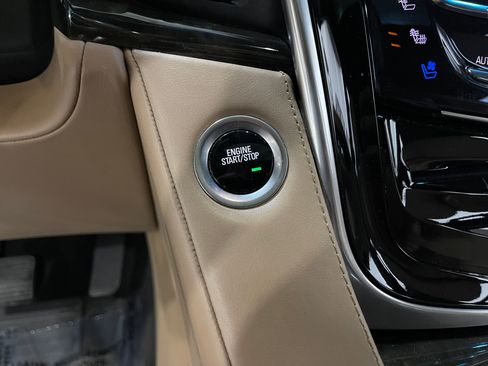 Used 2019 Cadillac Escalade Platinum AWD/4WD image 23