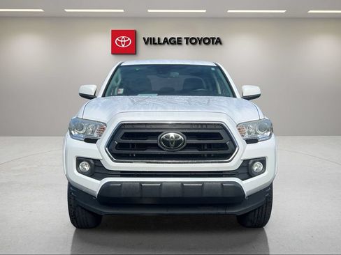 Certified 2021 Toyota Tacoma SR5 AWD/4WD image 8