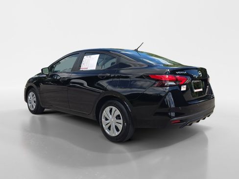 Used 2024 Nissan Versa S image 4