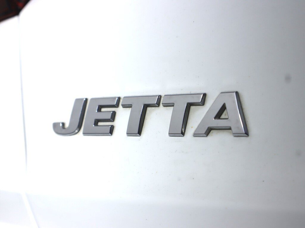 Used 2021 Volkswagen Jetta SE FWD image 35