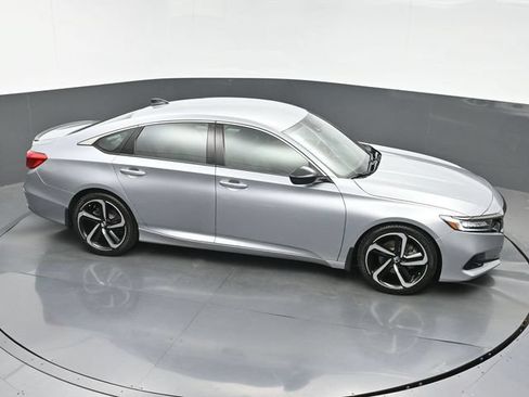 Used 2022 Honda Accord Sport image 34