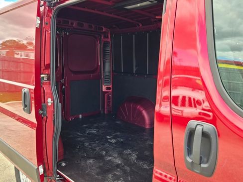 New 2025 RAM ProMaster 1500 w/ Convenience Group image 8