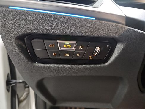 Used 2023 BMW i4 eDrive40 w/ Premium Package RWD image 27