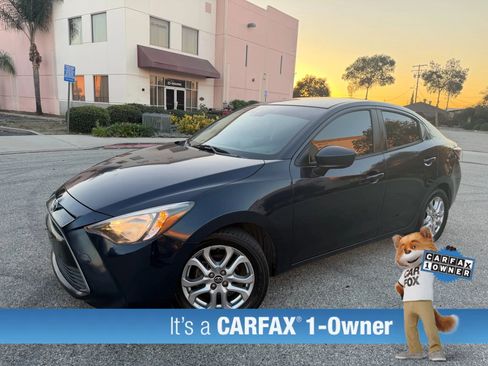 Used 2018 Toyota Yaris iA image 4