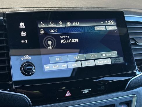 Used 2023 Honda Passport TrailSport image 20