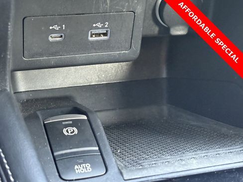 Used 2021 Nissan Kicks SV image 24