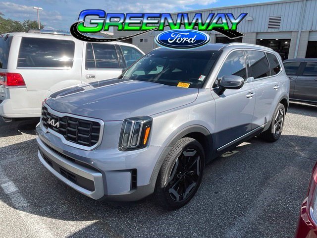 Used 2023 Kia Telluride S FWD image 1