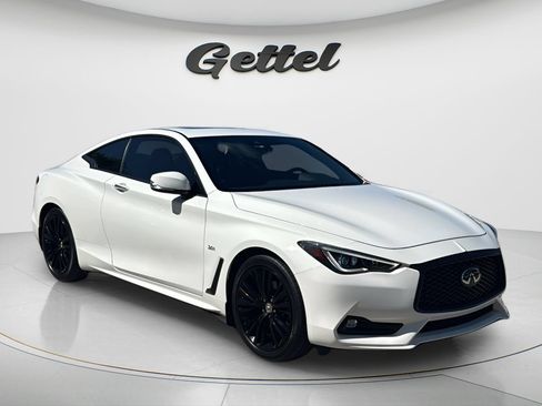 Used 2019 INFINITI Q60 3.0t Luxe AWD/4WD image 3