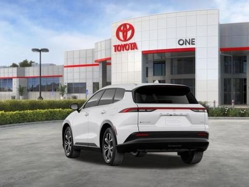 New 2026 Toyota Crown Signia image 10