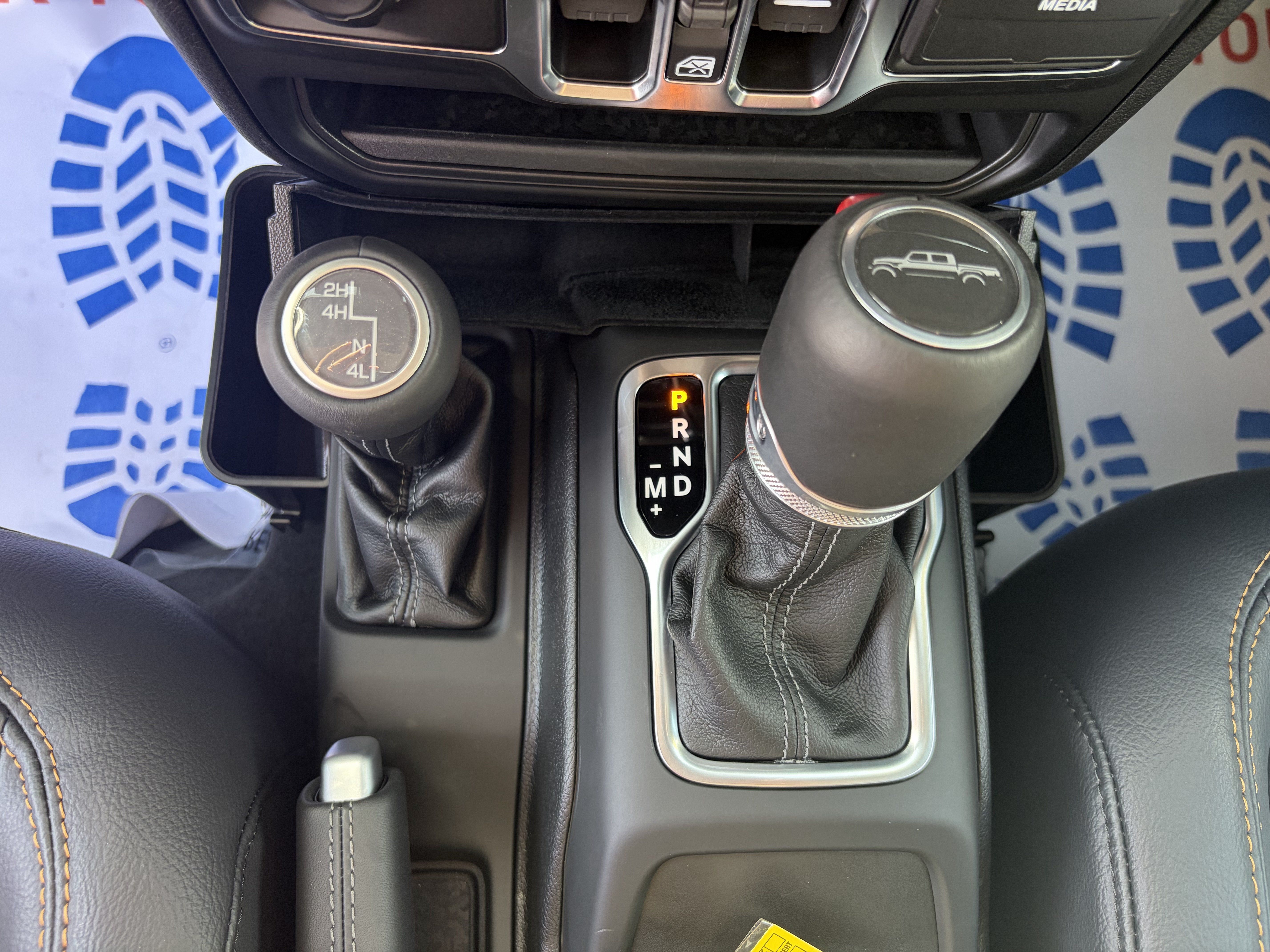 Used 2025 Jeep Gladiator Sport AWD/4WD image 15