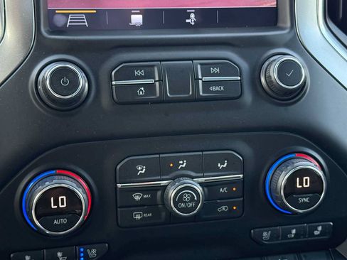 Used 2019 Chevrolet Silverado 1500 LTZ w/ LTZ Plus Package AWD/4WD image 33