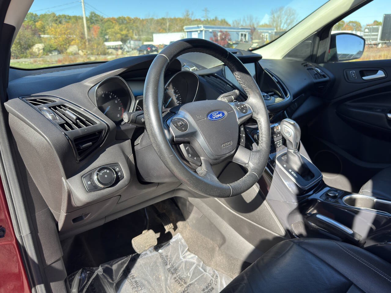 Used 2014 Ford Escape Titanium w/ Equipment Group 401A AWD/4WD image 11