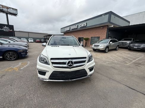 Used 2014 Mercedes-Benz GL 550 4MATIC image 9