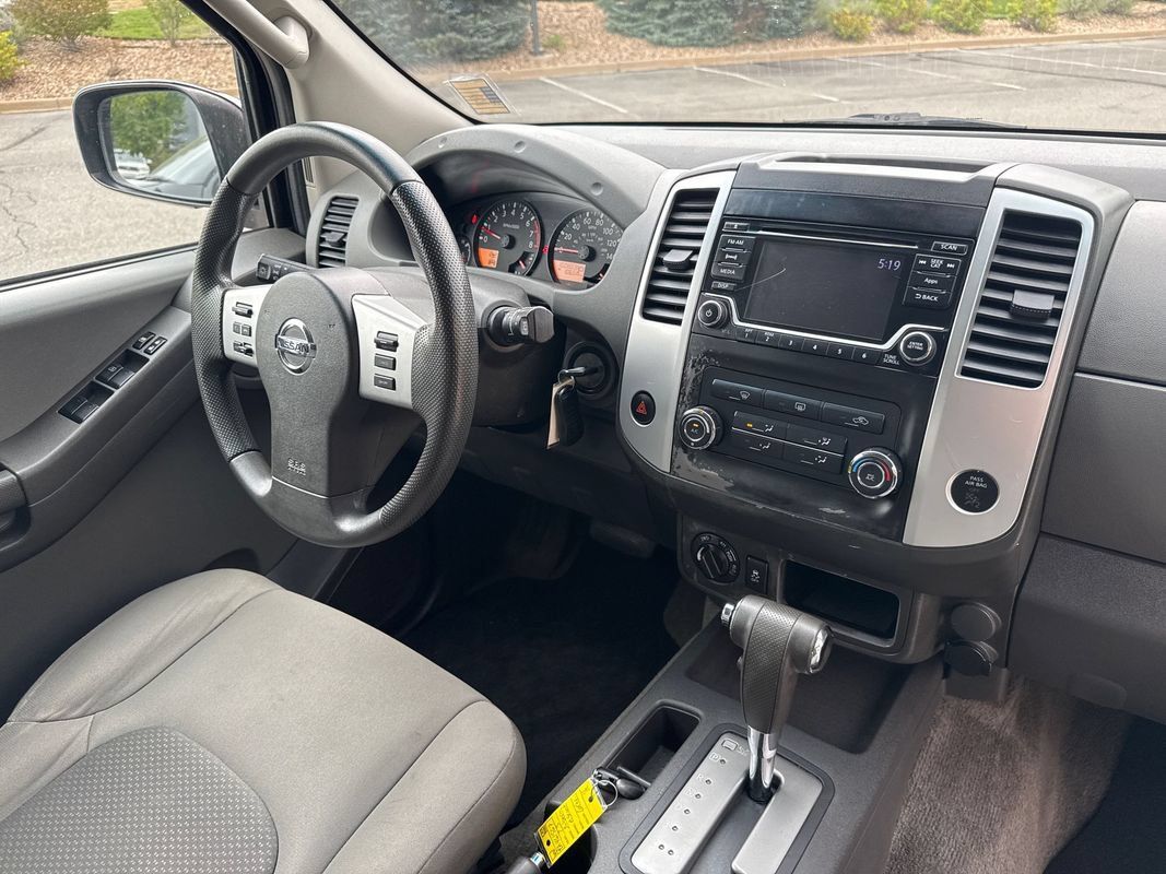 Used 2014 Nissan Xterra X AWD/4WD image 13