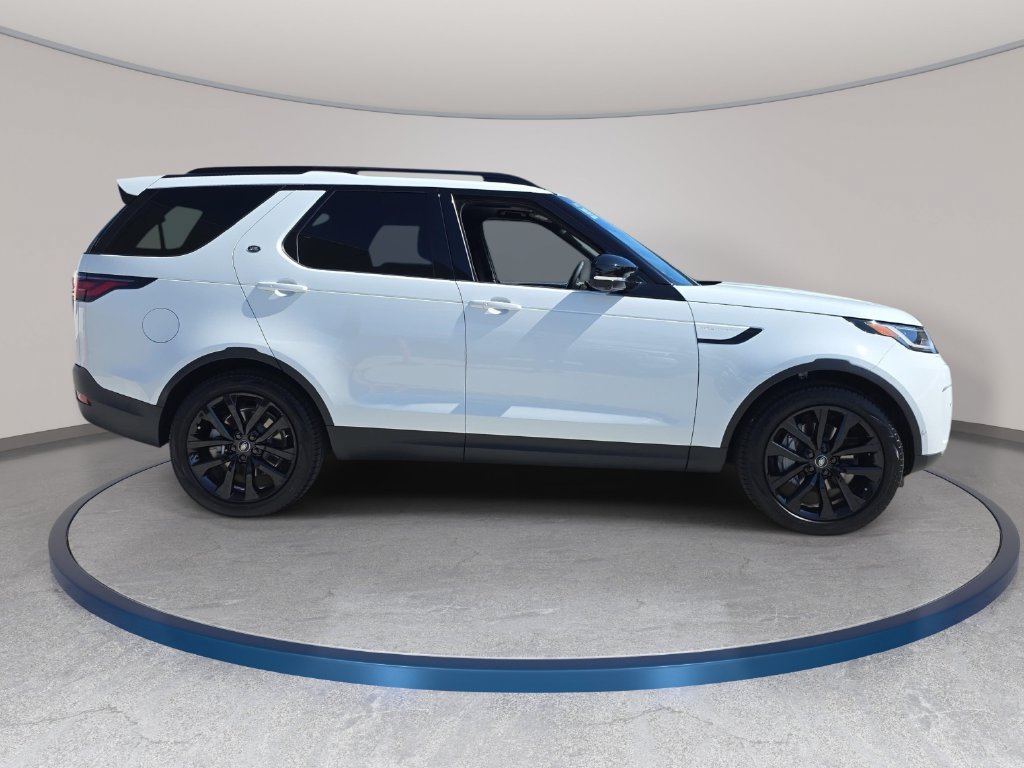 New 2026 Land Rover Discovery S AWD/4WD image 4