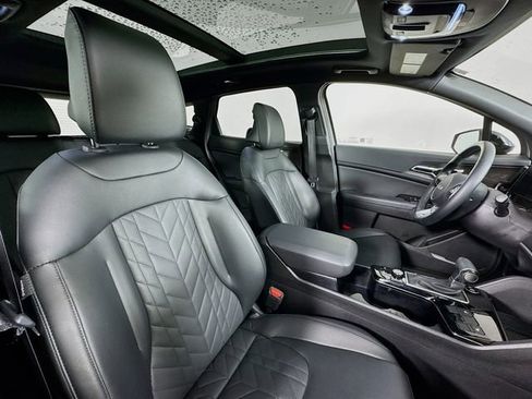 Used 2025 Kia Sportage X-Line w/ Premium Package image 29