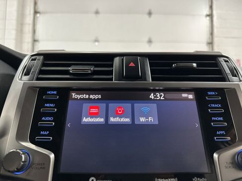 Used 2022 Toyota 4Runner SR5 Premium w/ Moonroof Package image 27