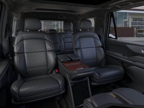New 2026 Lincoln Navigator Black Label AWD/4WD image 11