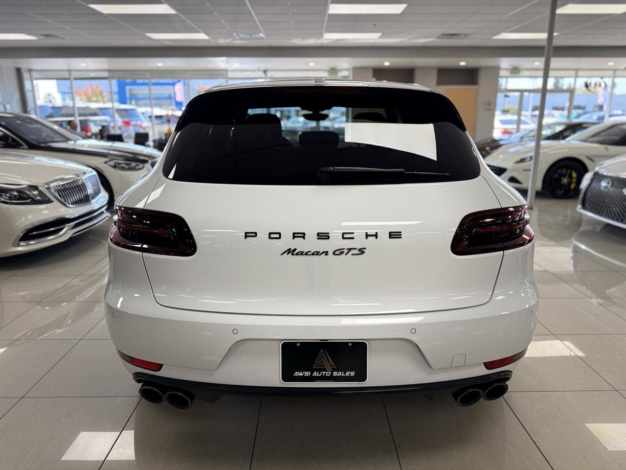 Used 2017 Porsche Macan GTS AWD/4WD image 4
