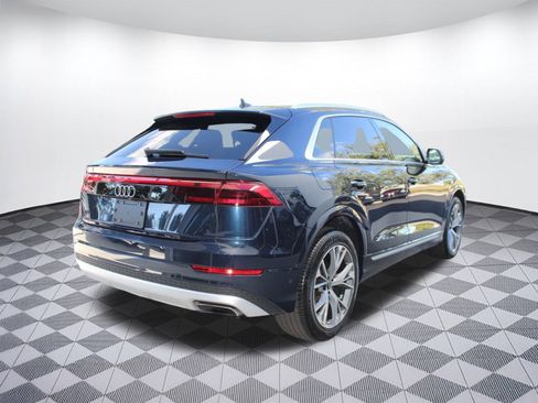 Used 2024 Audi Q8 Premium Plus image 8