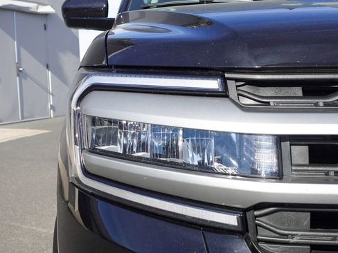 Used 2024 Ford Expedition XLT image 5