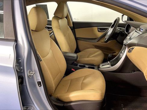 Used 2011 Hyundai Elantra Limited w/ Premium Pkg 5 FWD image 10