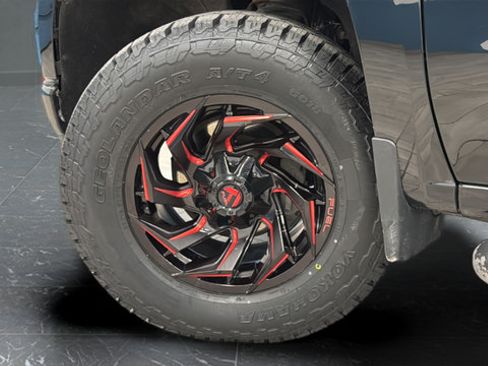 Used 2022 Chevrolet Silverado 1500 Custom Trail Boss w/ LPO, Dark Essentials Package AWD/4WD image 34