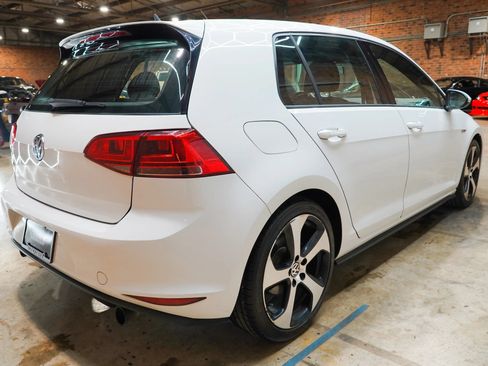 Used 2015 Volkswagen GTI S FWD image 17