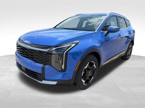 New 2026 Kia Sportage EX AWD/4WD image 3