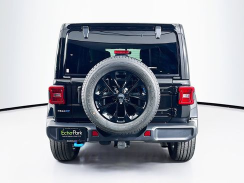 Used 2023 Jeep Wrangler Sahara w/ Cold Weather Group image 7