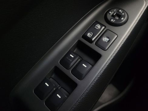 Used 2017 Kia Forte LX FWD image 27