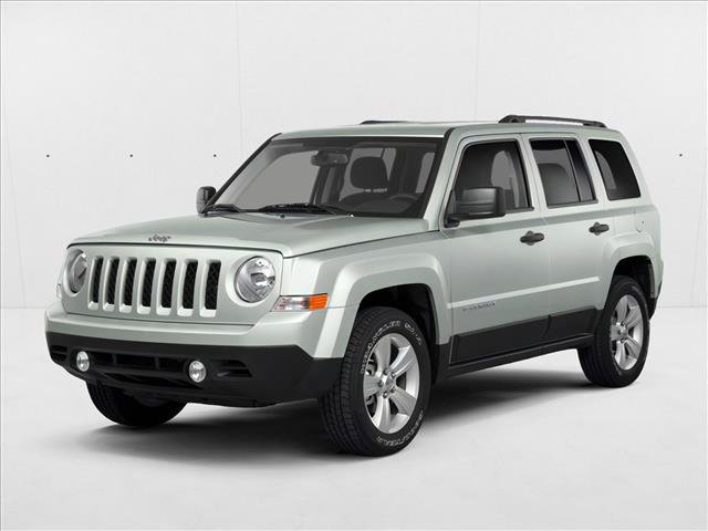 Used 2014 Jeep Patriot Latitude FWD image 1