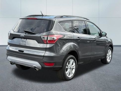 Used 2017 Ford Escape SE w/ SE Leather Comfort Package AWD/4WD image 3