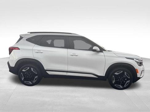Used 2026 Kia Seltos SX w/ SX Sunroof Package AWD/4WD image 7