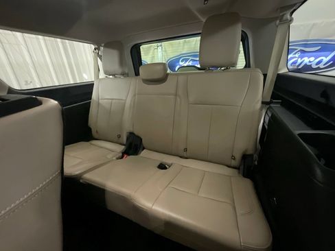 Used 2023 Ford Expedition Max XLT AWD/4WD image 12