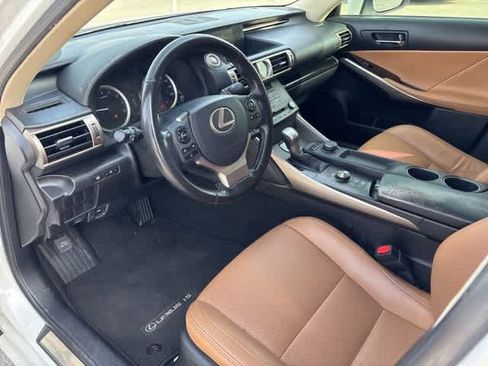 Used 2015 Lexus IS 250 image 9