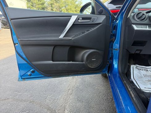 Used 2012 MAZDA MAZDA3 i Grand Touring w/ Tech Pkg image 15