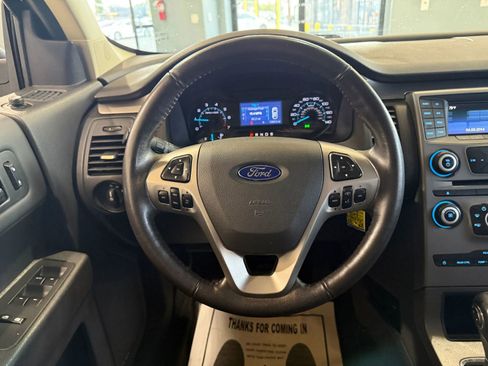 Used 2017 Ford Flex SE image 15