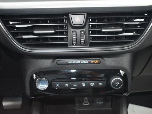 Used 2024 Ford Escape Platinum image 33